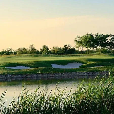 L3 Lighthouse Golf Balchik